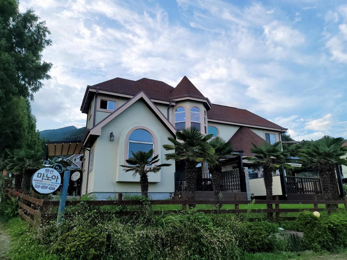 American Village Pension Manoa Namhae Exterior photo
